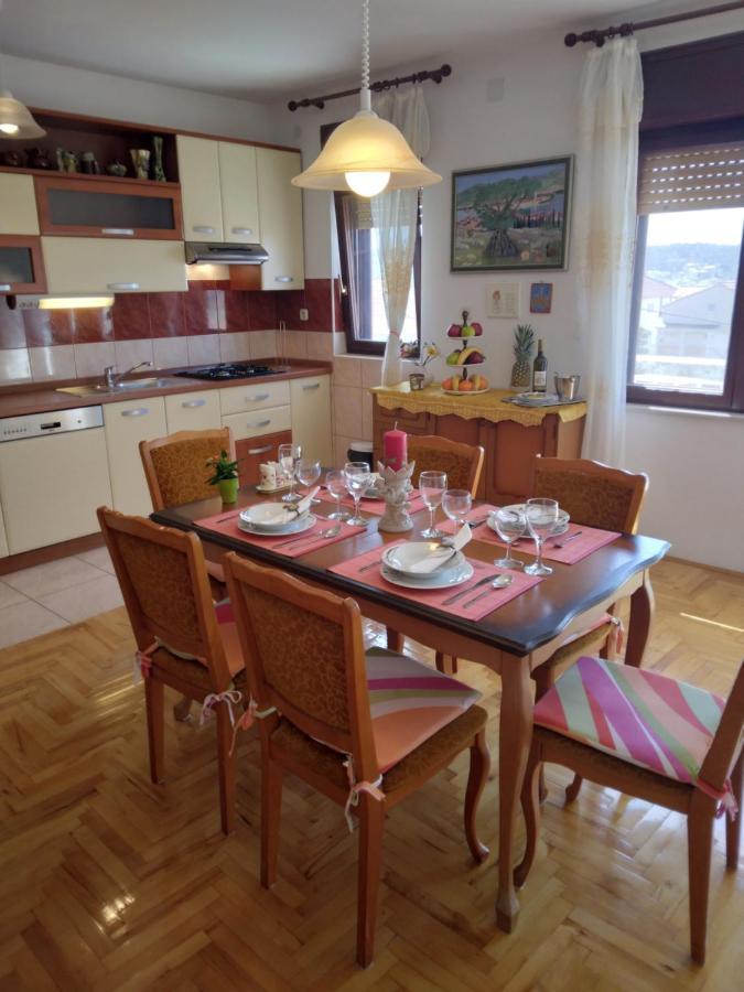 Apartment Meri Trogir Zewnętrze zdjęcie