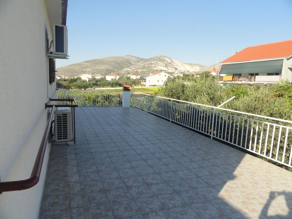 Apartment Meri Trogir Zewnętrze zdjęcie